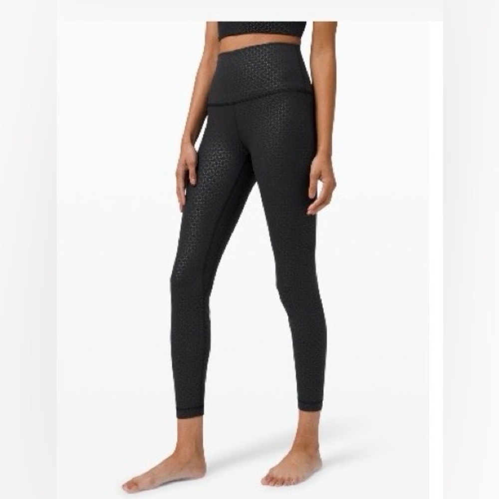 lululemon Align High Rise 25”, Size 6